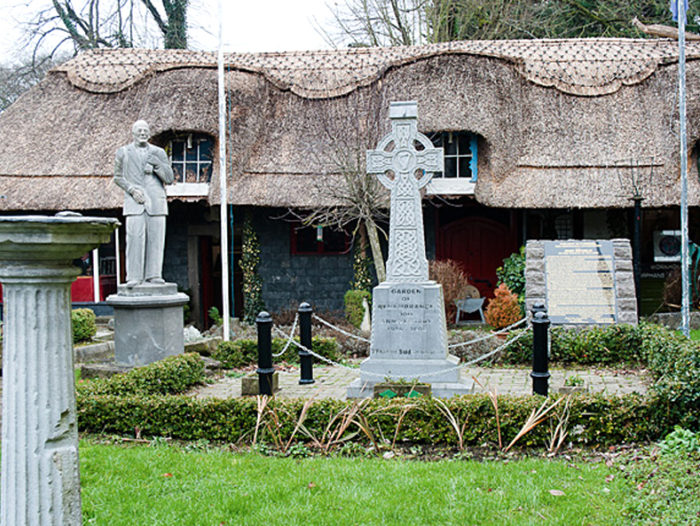 Cashel Folk Village